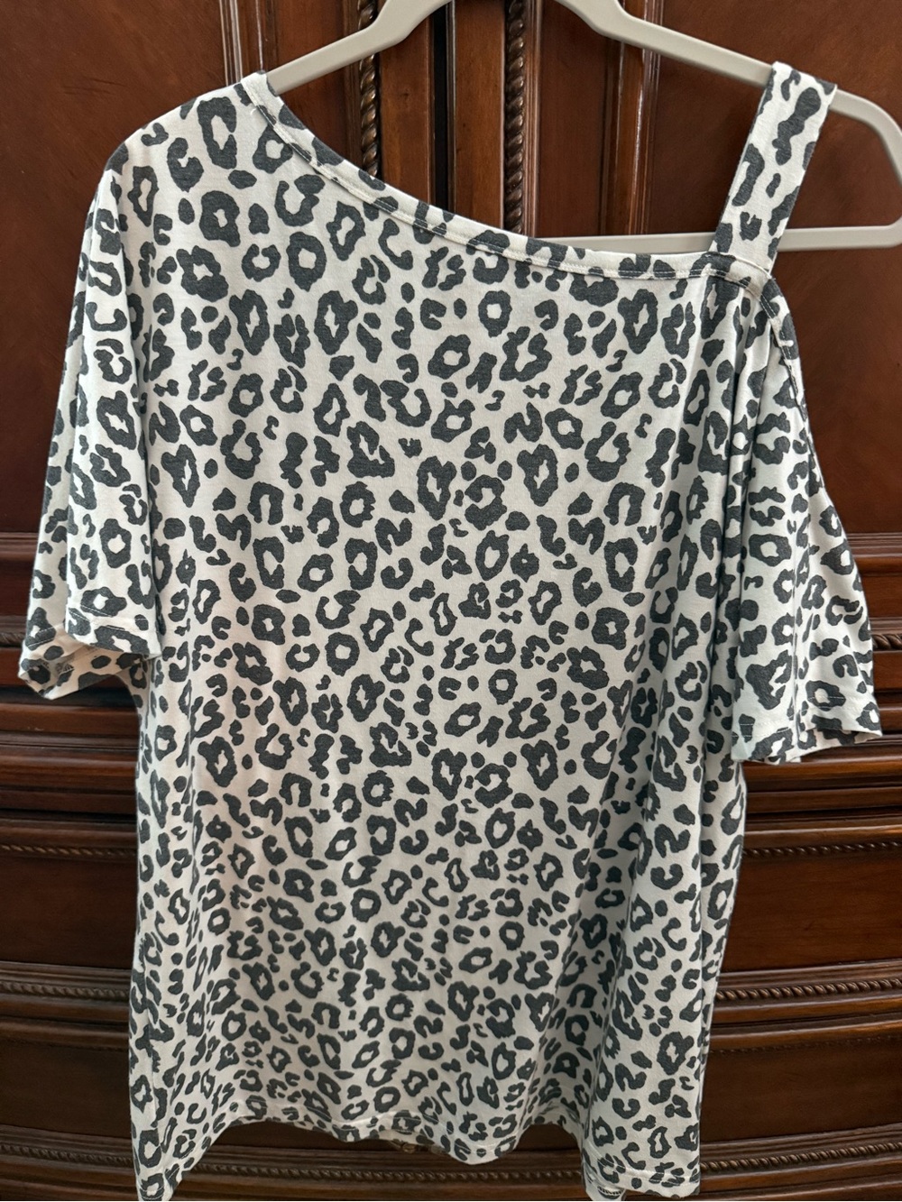 One-Shoulder Leopard Print Women’s Top - Dark Grey on White - Size 2XL
